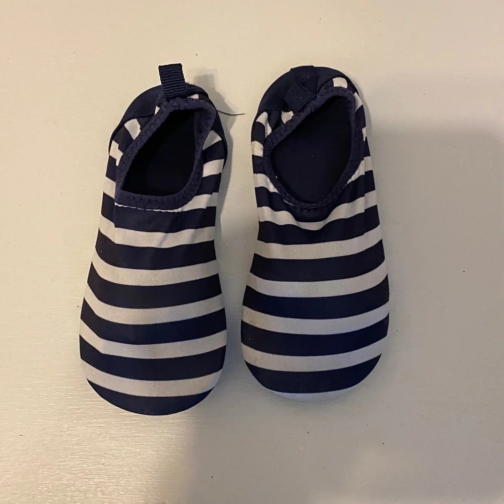 None blue white